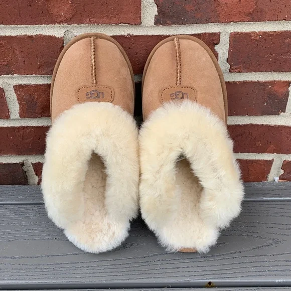 UGG Coquette Shearling Lined Slippers - Picture 5 of 12